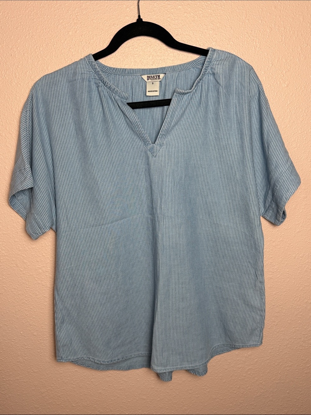 Duluth Trading Co Light Blue Pinstripe V-Neck Top